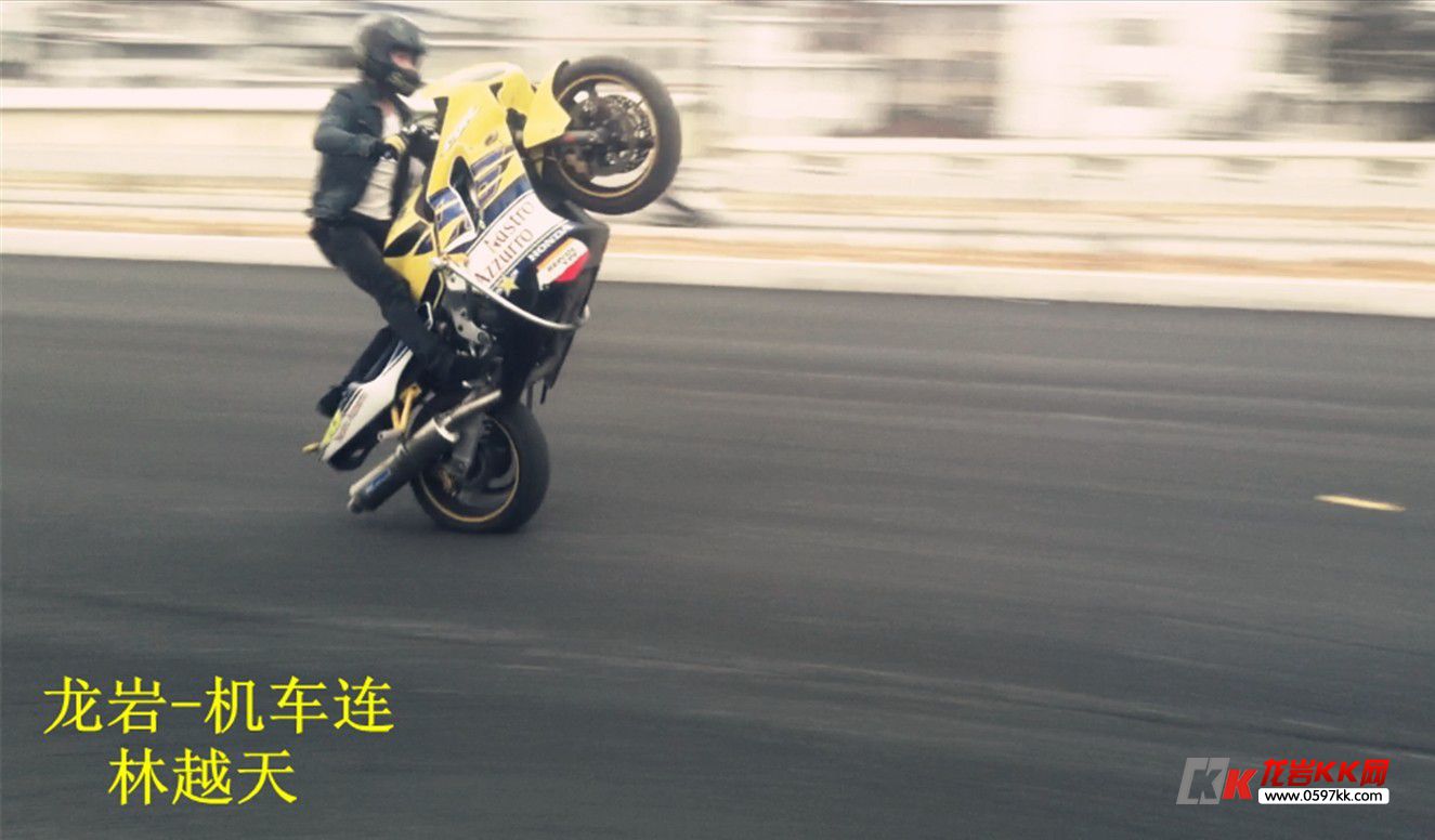 【 机车连 】天气好,约车友拍照,重型机车翘头!