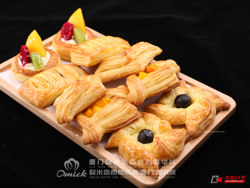 在龙岩暑假哪里有短期西点培训班