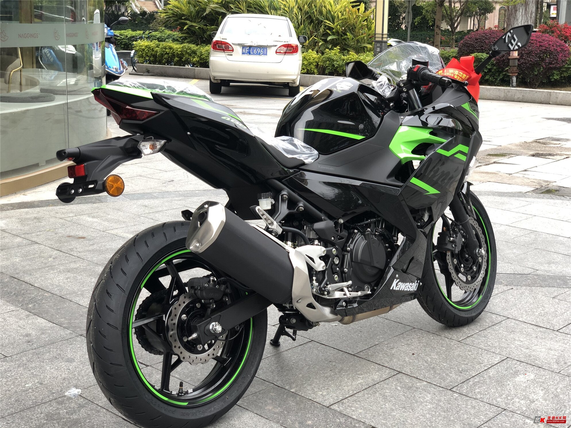 全新大贸川崎kawasakininja400继续到货下单的兄弟们久等了