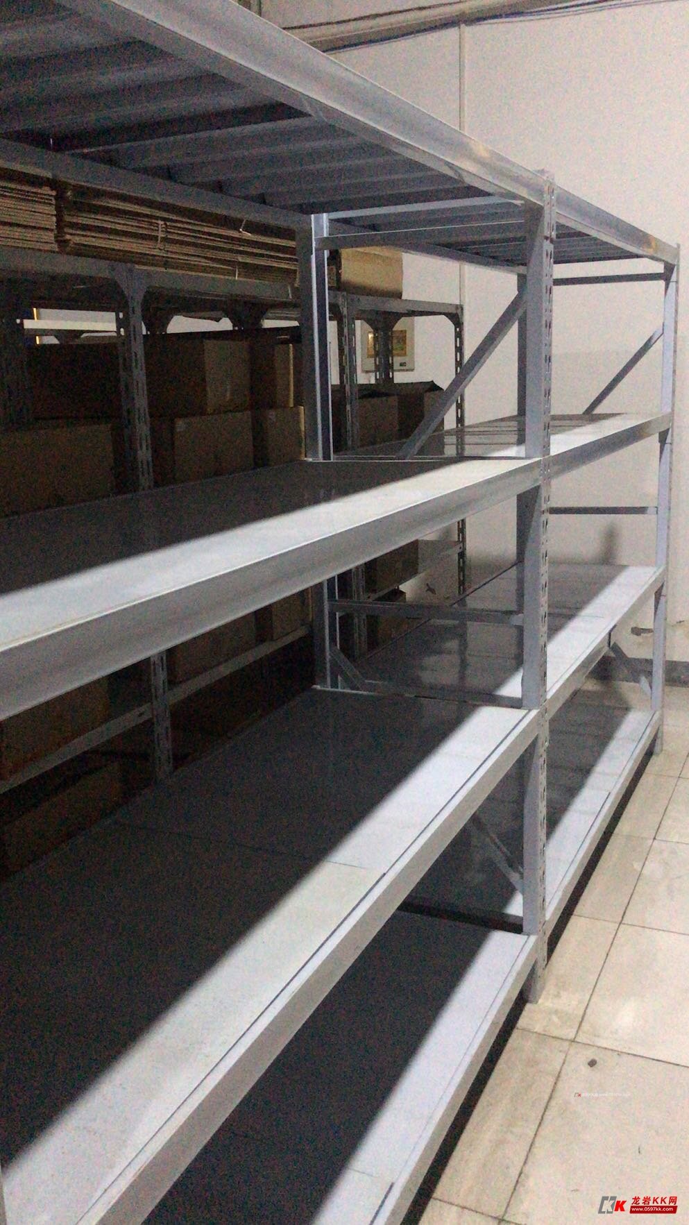 2米2米06米仓储货架亏本出售