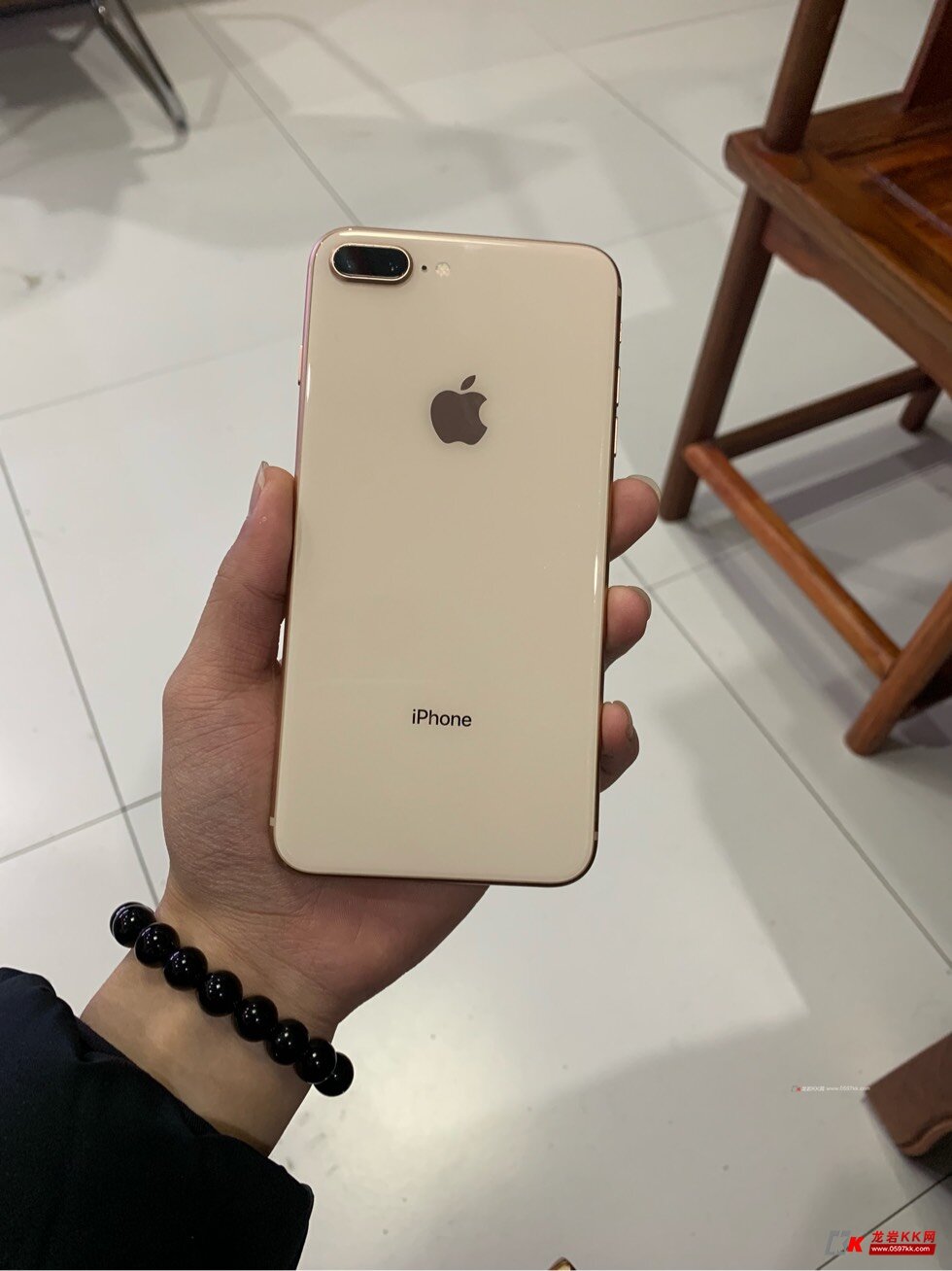 iphone8plus64g美版三网4g
