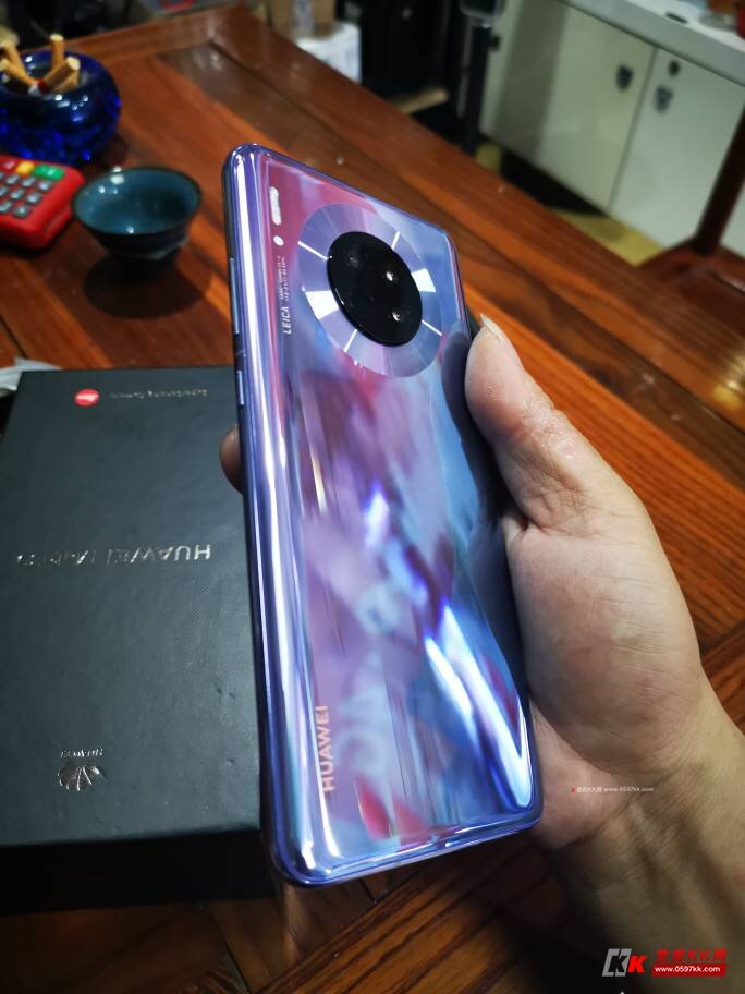 华为mate304g星河银全套充新在