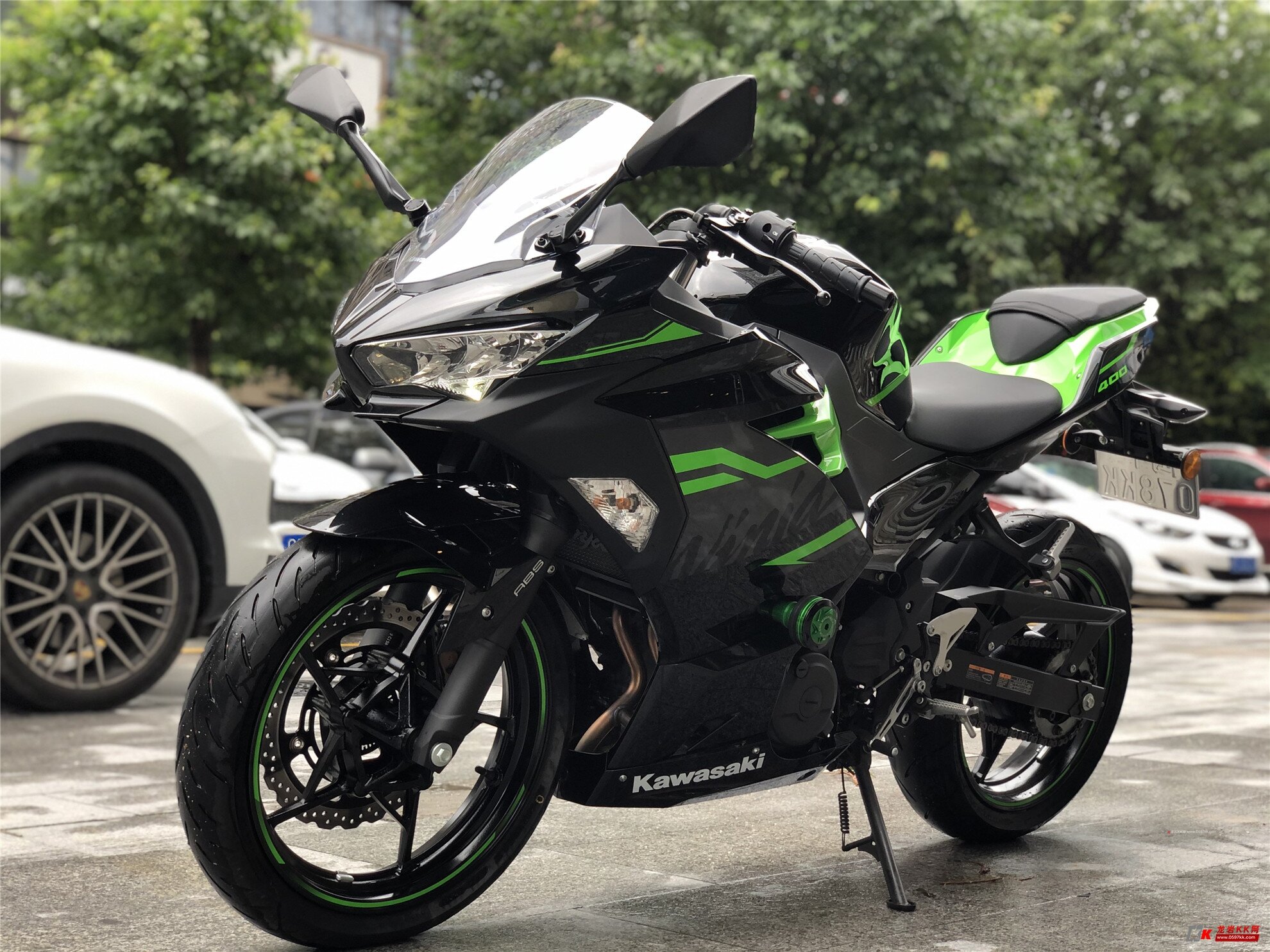 现货出售2手大贸川崎忍者400一台准新车800多公里车已售