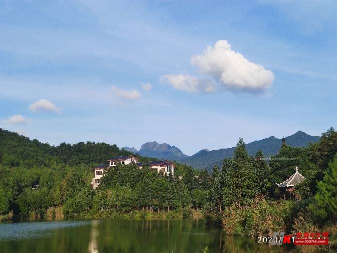 上杭古田山庄青山绿水五龙湖风景秀丽