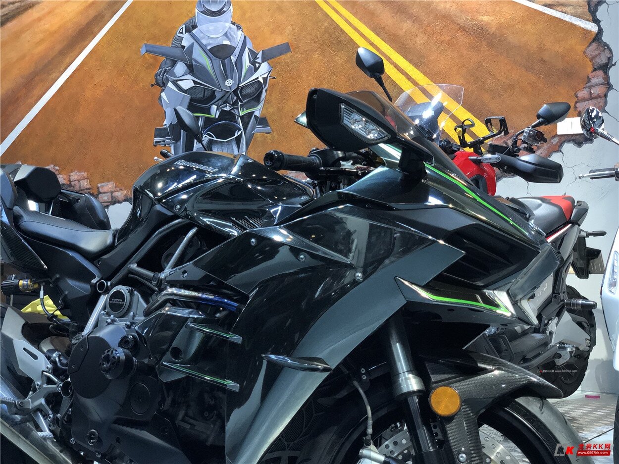 龙岩首台全新大贸川崎zh2到货18川崎h2到货