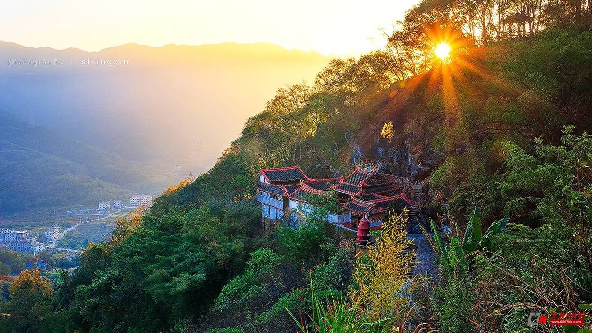 阿尚摄影—孔夫燕子岩自然风光