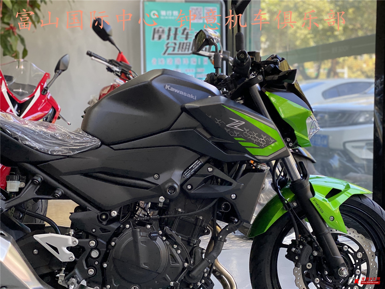 2021新款川崎kawasakiz400忍者400z900cb650rcbr650r到貨