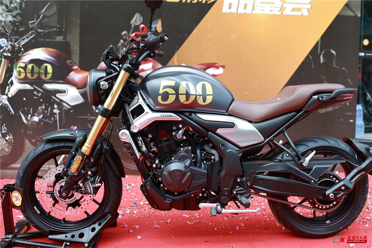 隆鑫旗下高端品牌voge无极500ac品鉴会