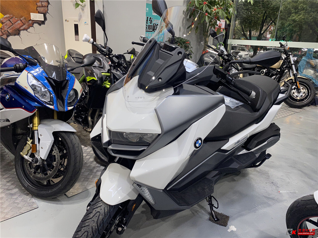 本月第三台全新bmw宝马c400gt到货