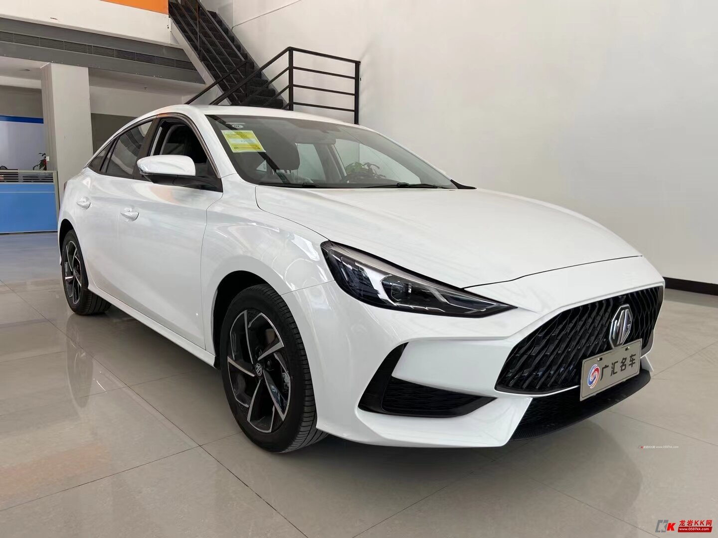 上汽名爵5 [色] 高颜值,高配置 77900起,首付8888