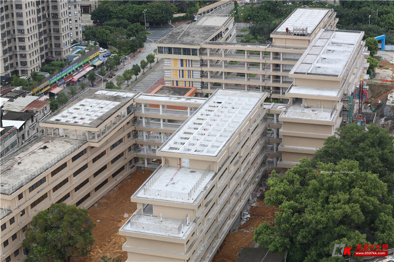龙岩小洋小学47崭新教学楼已封顶未来还将规划建设人行天桥