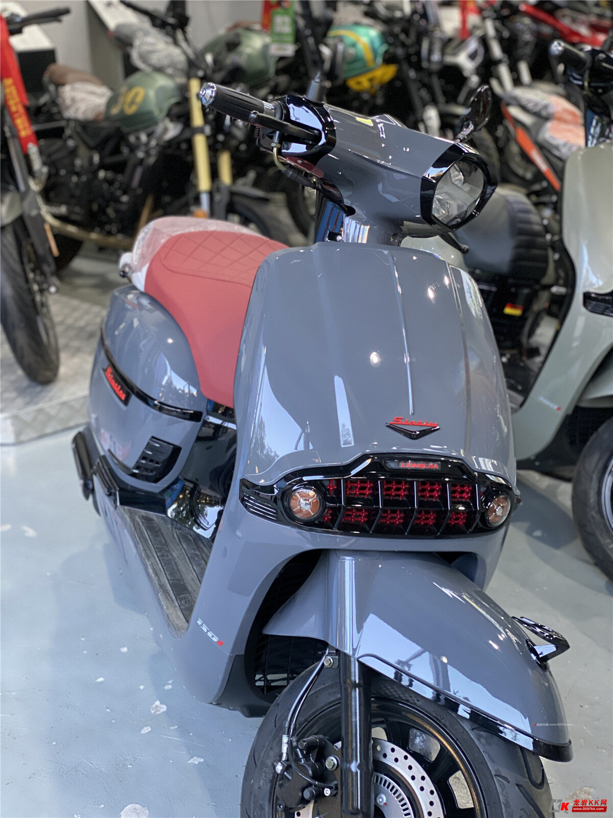 维多利亚150海湾石油版4台售出