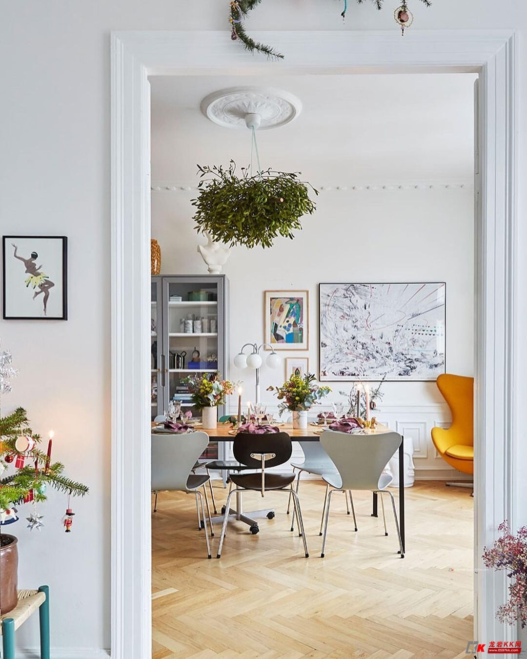 开放整洁的空间时尚的软装装饰