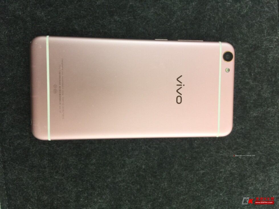 低价出售vivo x7机子没问题需要的来 低价低价