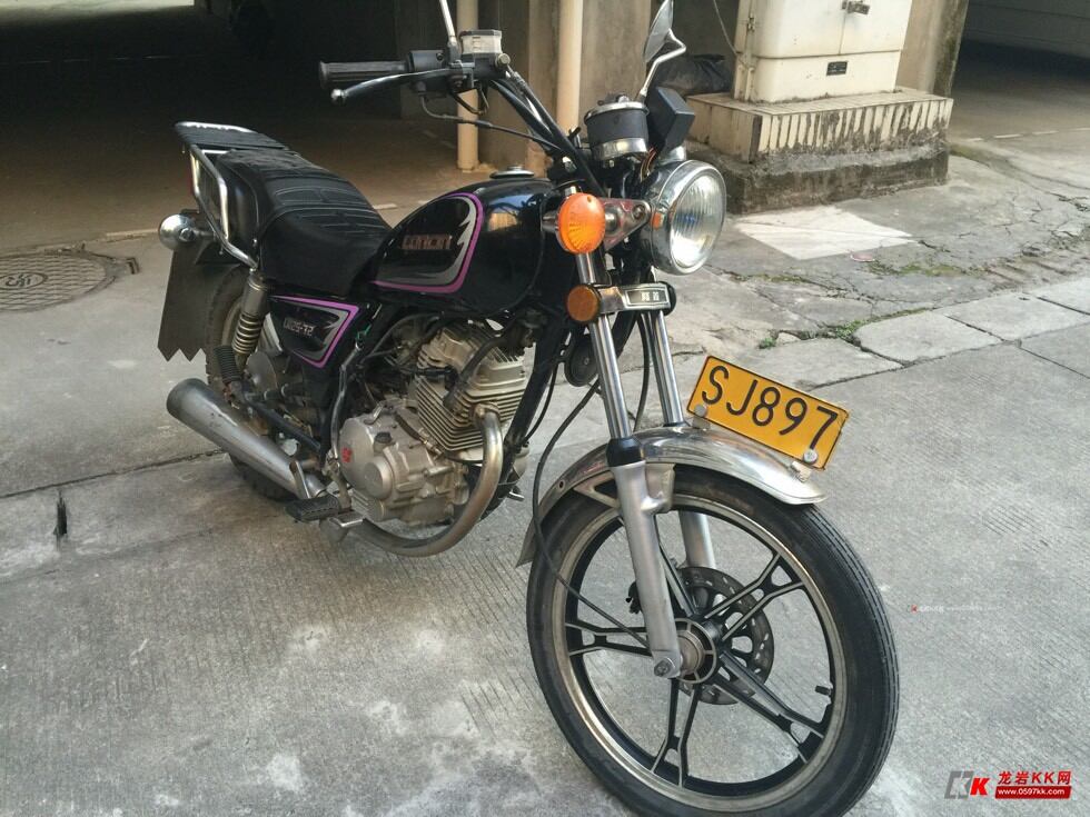 本人转让一部隆鑫牌125摩托车 联系电话:13599338661