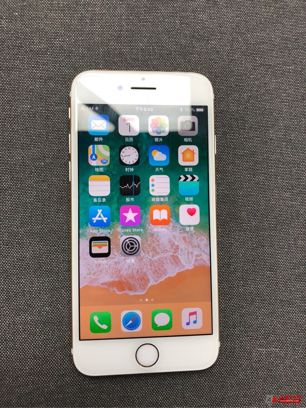 特价出售7代32g金色 国行纯原机买到赚到