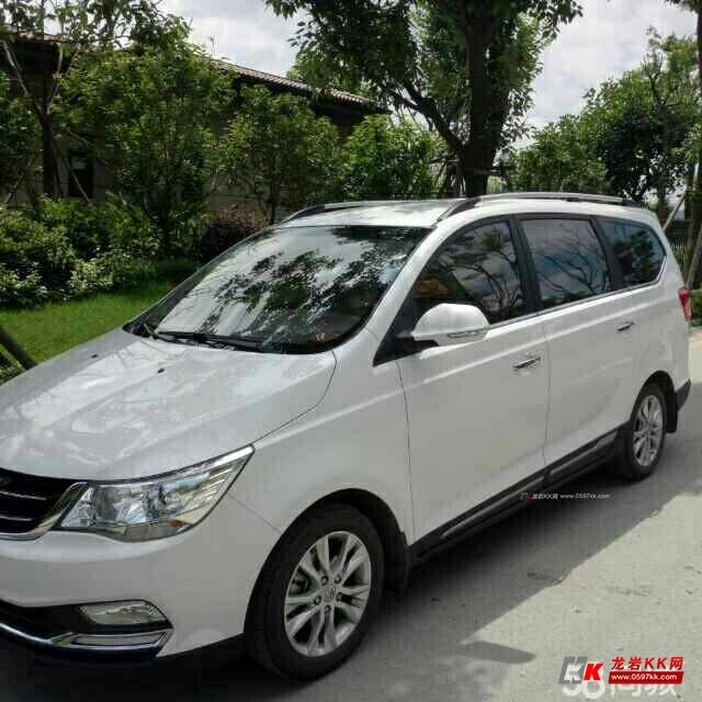 本车行在龙岩地区提供五座小车,面包车,商务车,金杯车,中巴,大巴车带