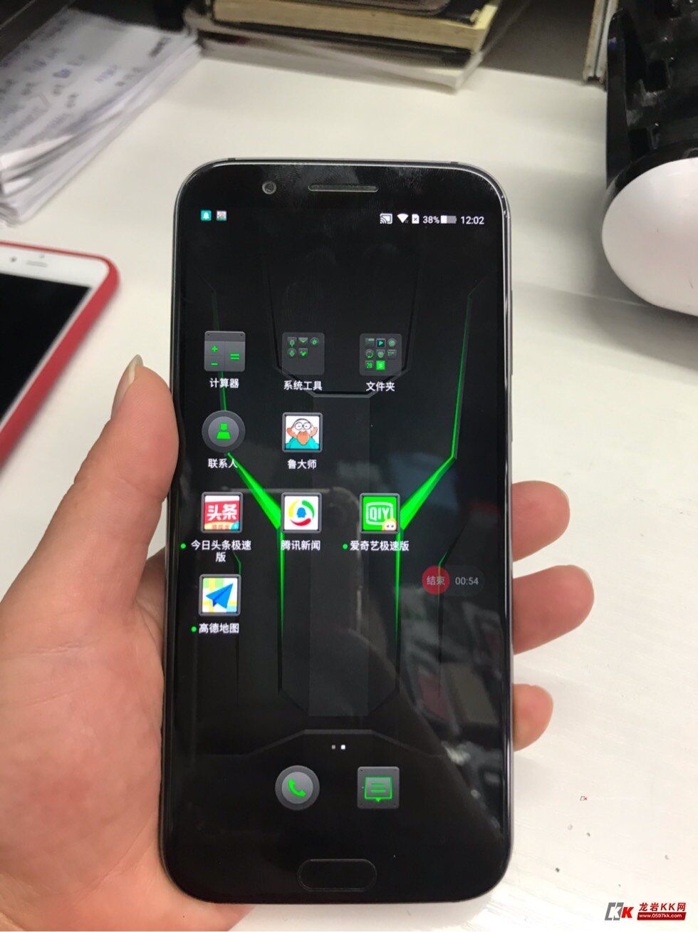 论坛导航 69 ≡ 分类信息 ≡ 69 二手交易 69 出小米黑鲨游戏机