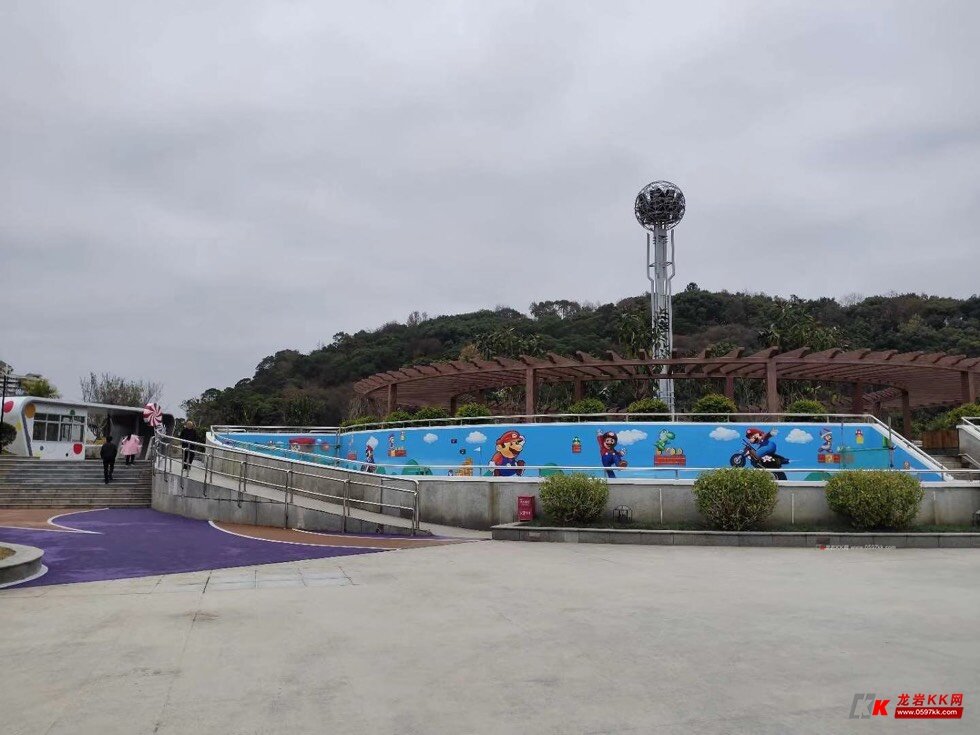 新六一广场打卡