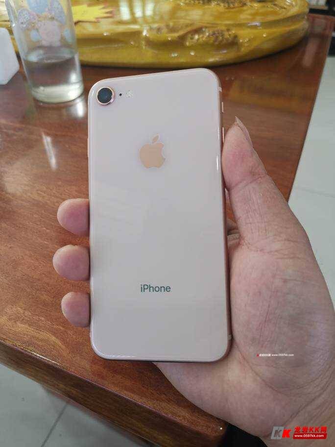 出台苹果8代,国行64g